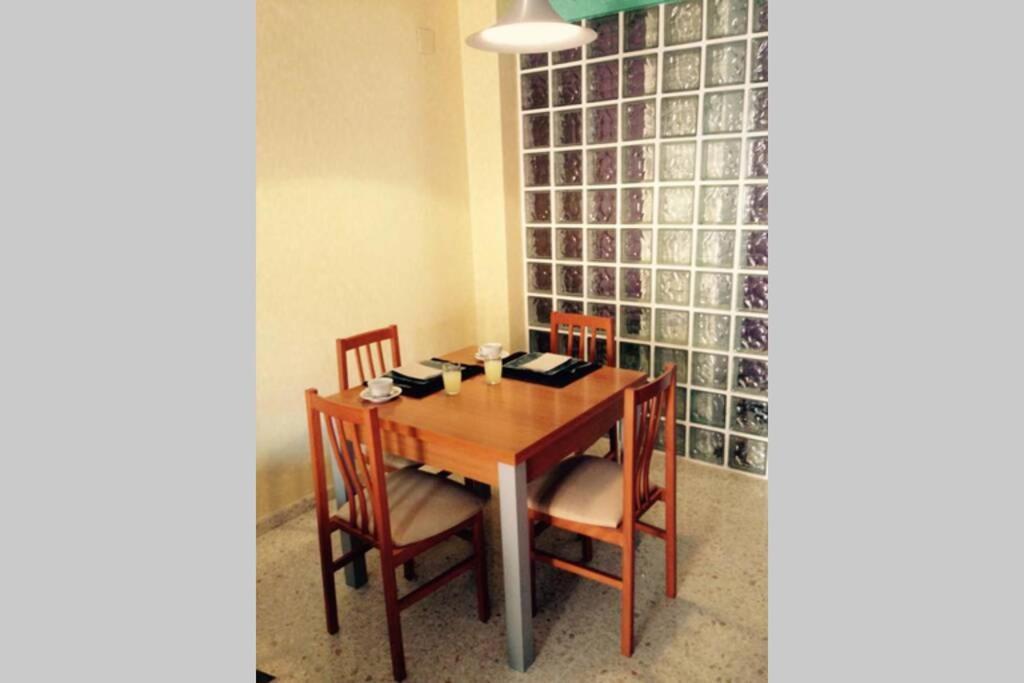 Confortable-Tranquilo Apartamento Junto Al Centro Малага Экстерьер фото